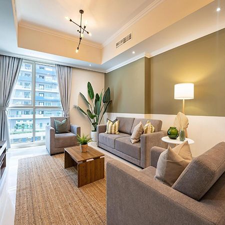 Luxe Apartments Near Dubai Mall Burj Khalifa Pool Gym Parking エクステリア 写真