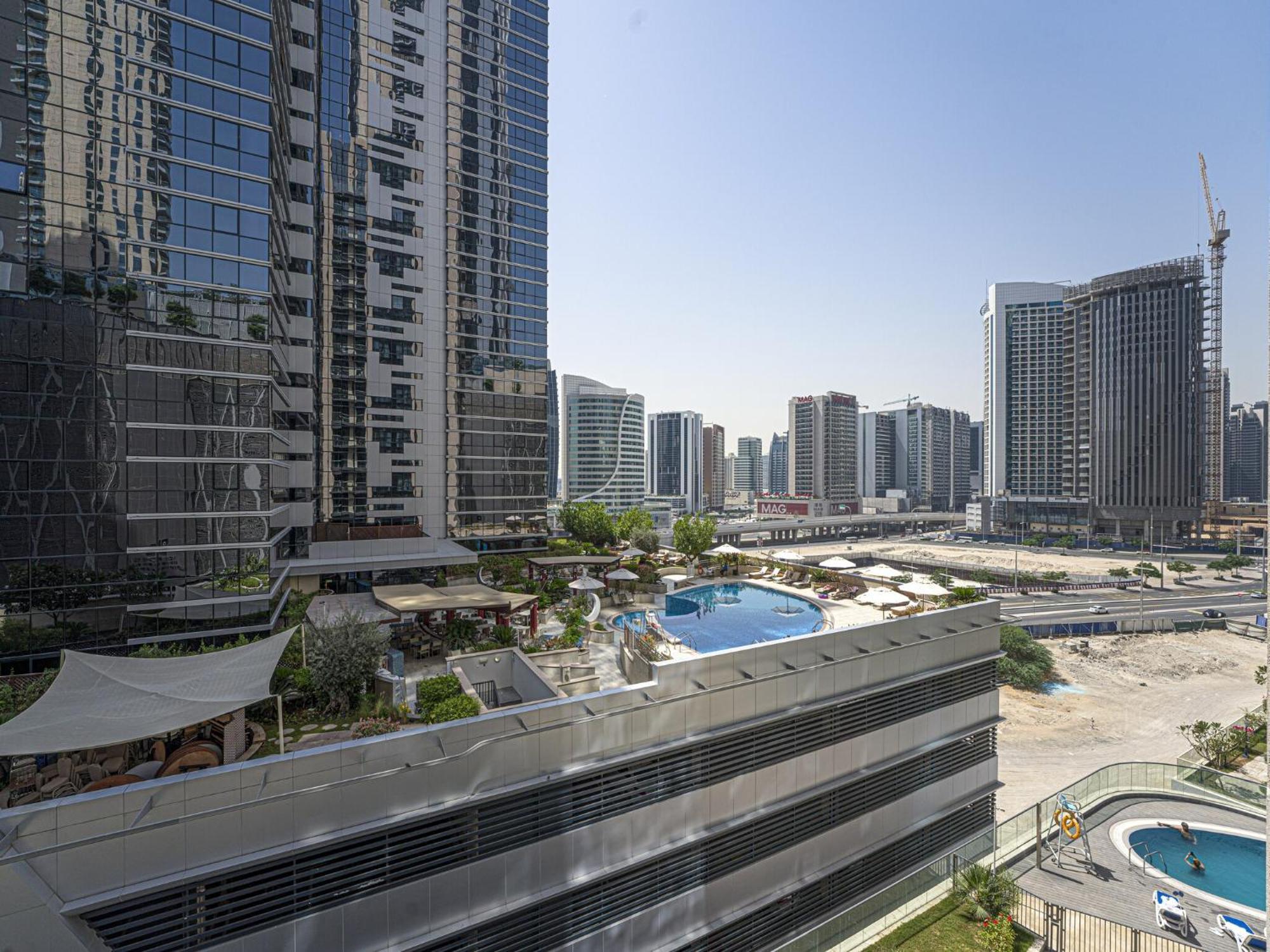 Luxe Apartments Near Dubai Mall Burj Khalifa Pool Gym Parking エクステリア 写真
