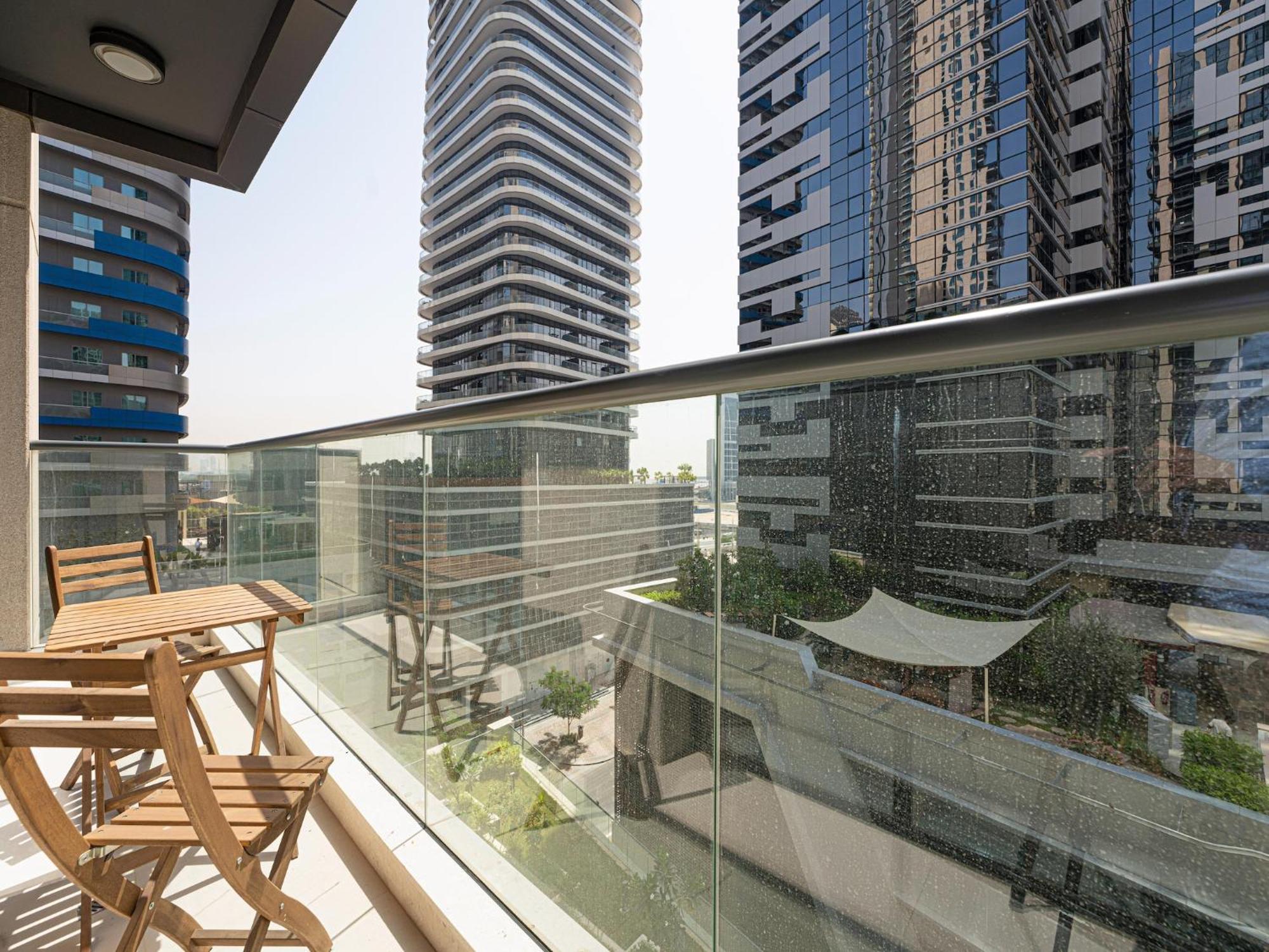 Luxe Apartments Near Dubai Mall Burj Khalifa Pool Gym Parking エクステリア 写真