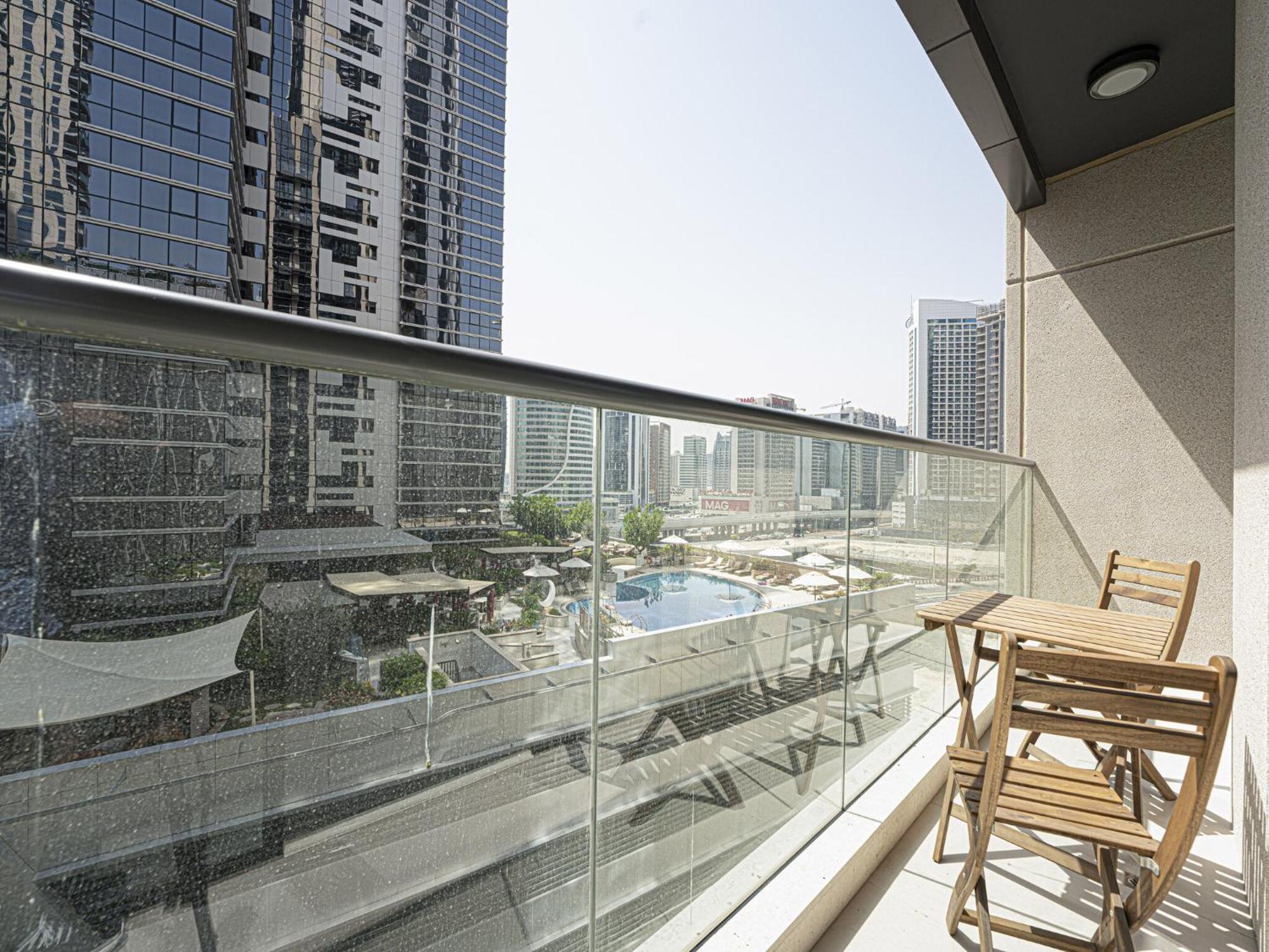 Luxe Apartments Near Dubai Mall Burj Khalifa Pool Gym Parking エクステリア 写真